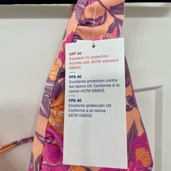 Old Navy Swim Women’s Triangle String Bikini Swim Top NWT - Picture 5 of 5